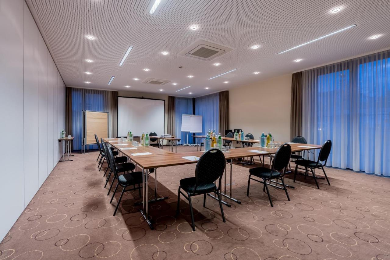 Hotel Bacchus Bensheim Esterno foto